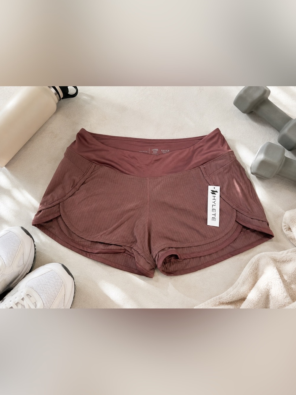 NWT Hylete Scallop Athletic Shorts Mauve Size Large Workout Running Training